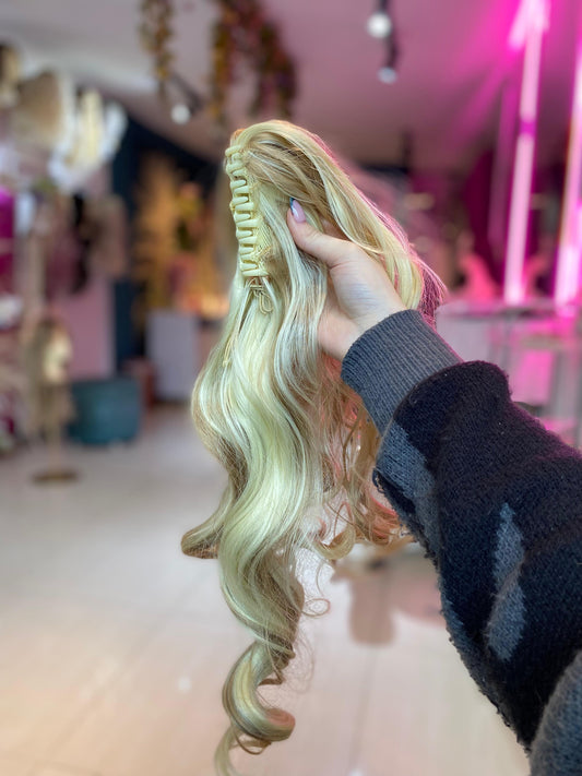 PONY TAIL RUBIA CAIMAN 60 CM