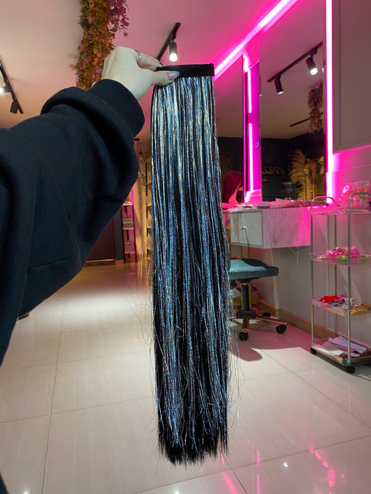 PONY TAIL NEGRA CON HILOS BRILLANTES 60 CM