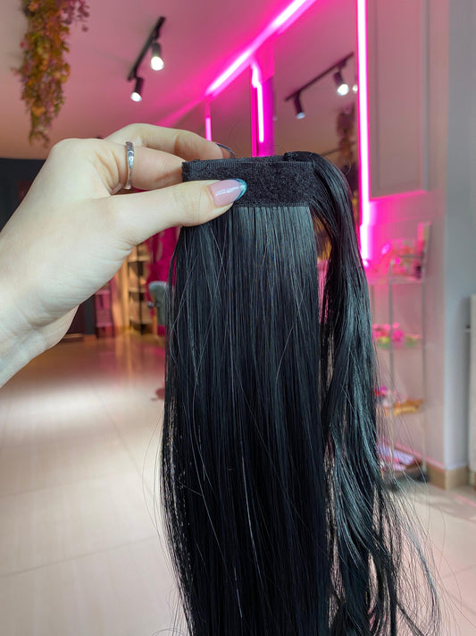PONY TAIL NEGRA VELCRO 60 CM